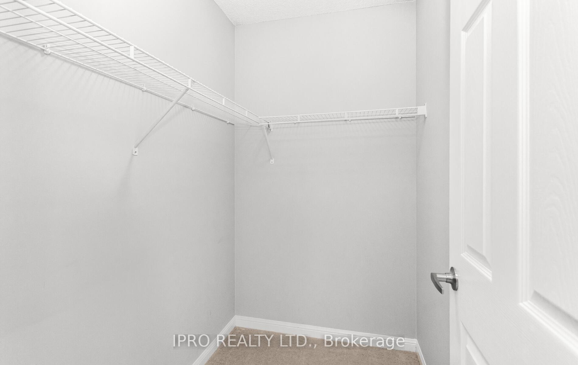 Photo 32 of 261 Gleave ( Upper Level) Terrace, Milton, Harrison — HOMEH