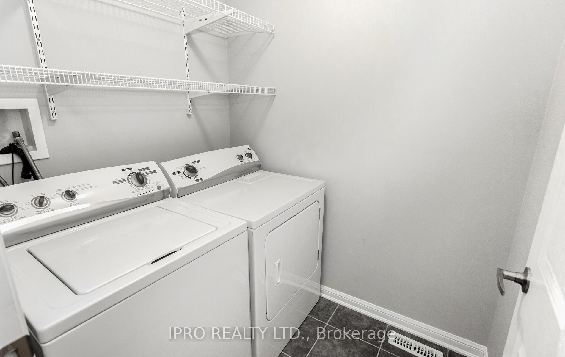 Photo 40 of 261 Gleave ( Upper Level) Terrace, Milton, Harrison — HOMEH