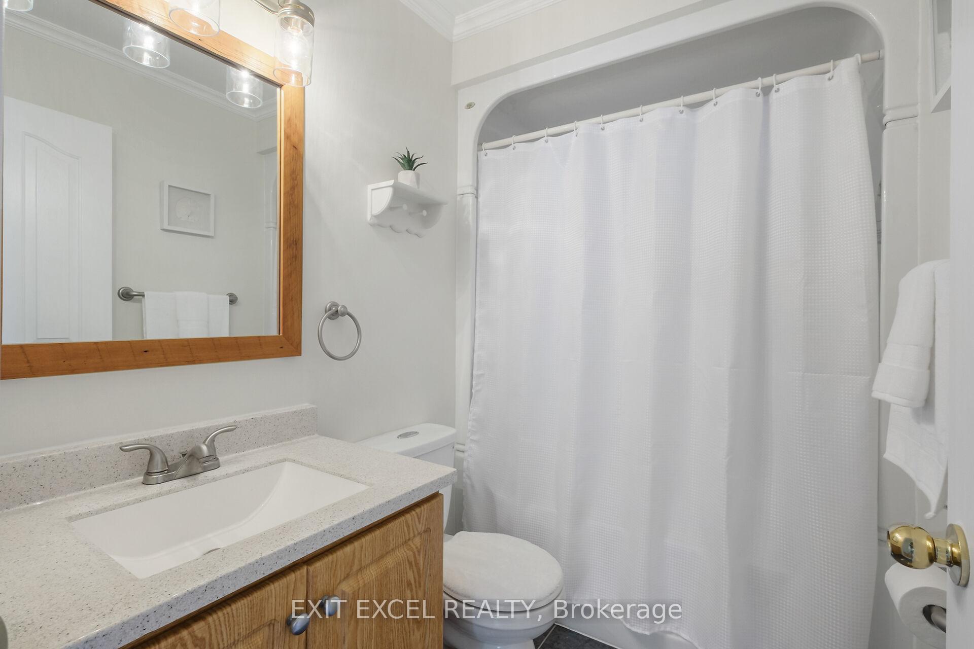 Photo 20 of 396 Roxdale Avenue, Ottawa, Bilberry Creek/Queenswood Heights — HOMEH