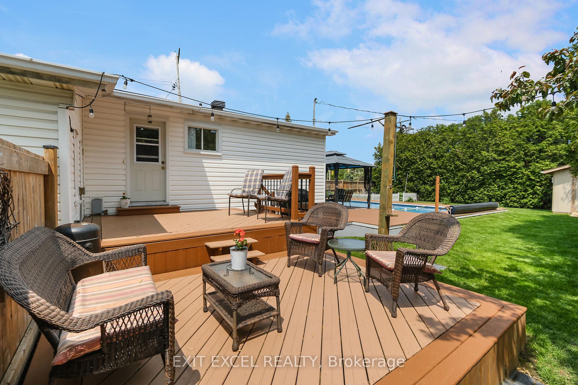 Photo 28 of 396 Roxdale Avenue, Ottawa, Bilberry Creek/Queenswood Heights — HOMEH