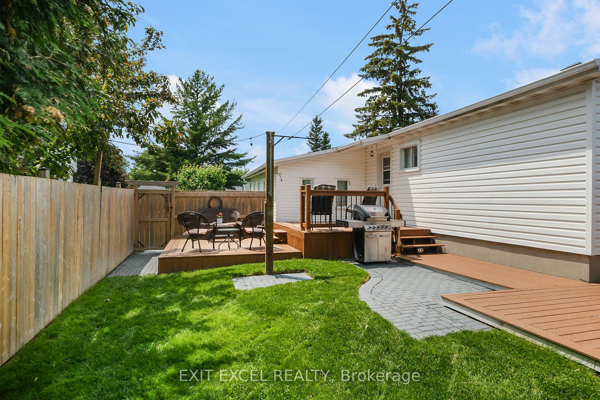 Photo 29 of 396 Roxdale Avenue, Ottawa, Bilberry Creek/Queenswood Heights — HOMEH