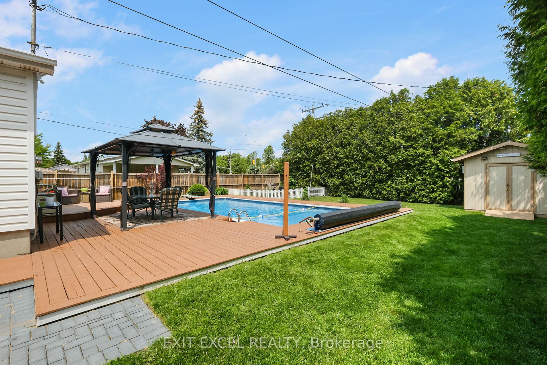 Photo 30 of 396 Roxdale Avenue, Ottawa, Bilberry Creek/Queenswood Heights — HOMEH