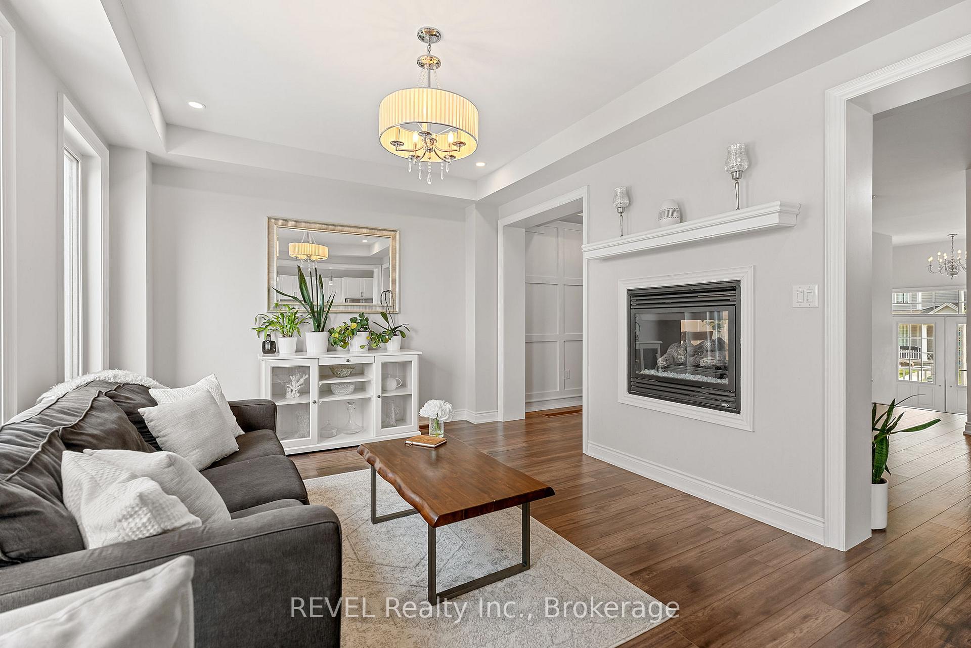 Photo 11 of 8531 Dogwood Crescent, Niagara Falls, Brown — HOMEH