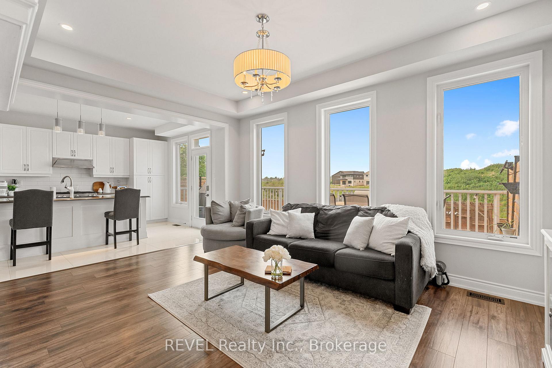 Photo 12 of 8531 Dogwood Crescent, Niagara Falls, Brown — HOMEH