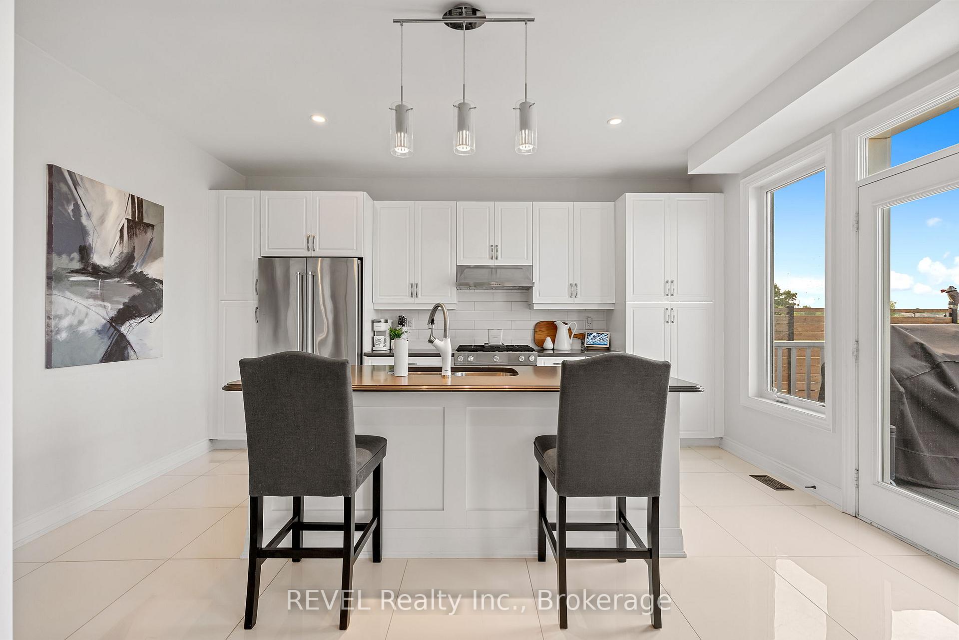 Photo 15 of 8531 Dogwood Crescent, Niagara Falls, Brown — HOMEH