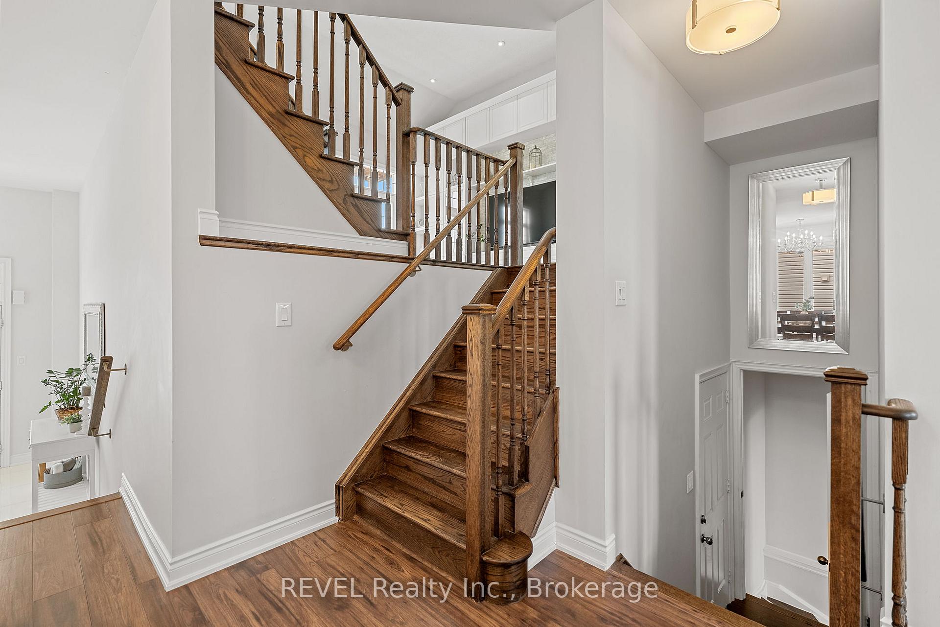 Photo 19 of 8531 Dogwood Crescent, Niagara Falls, Brown — HOMEH