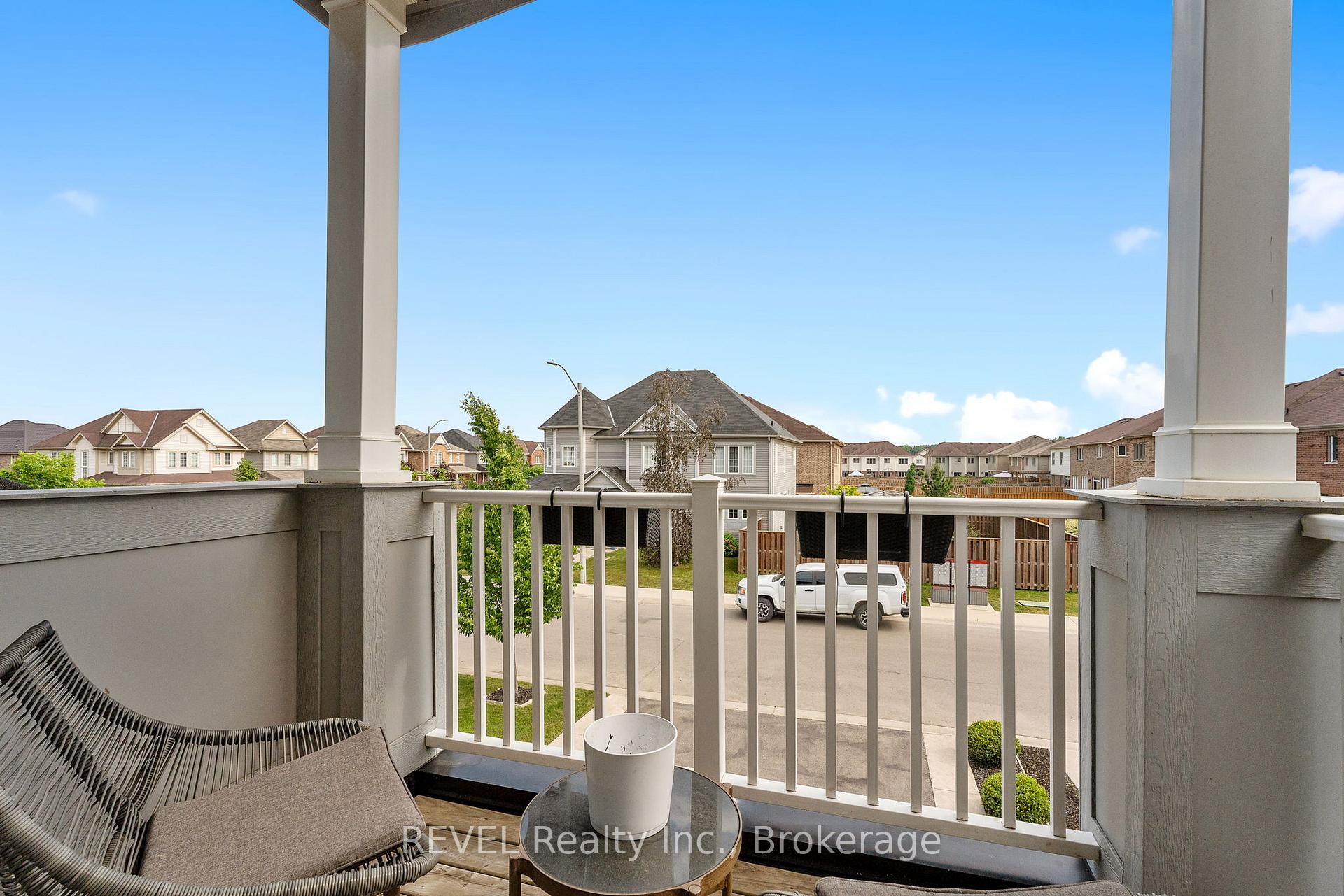 Photo 24 of 8531 Dogwood Crescent, Niagara Falls, Brown — HOMEH