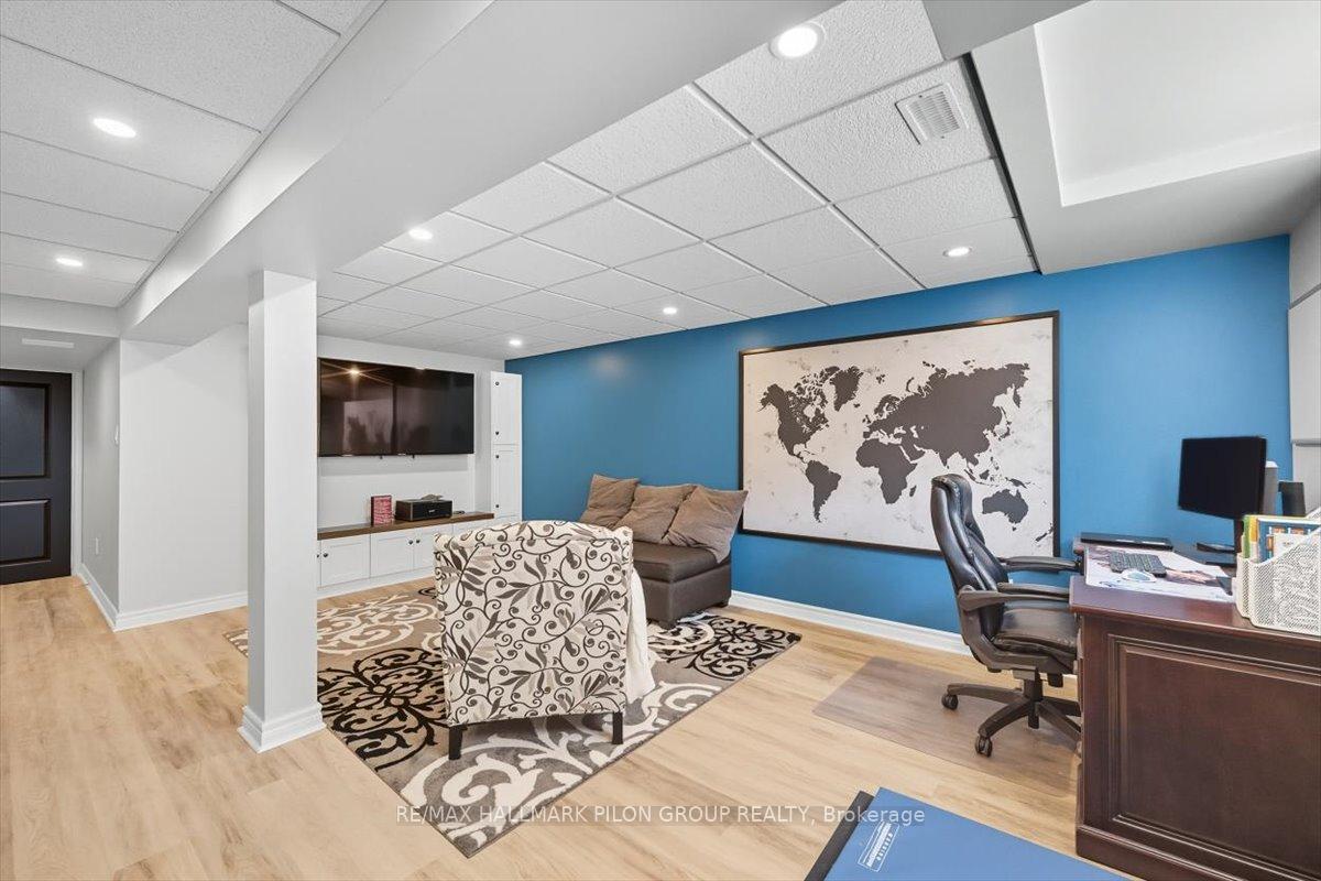 Photo 22 of 690 Decoeur Drive, Ottawa, Avalon West — HOMEH