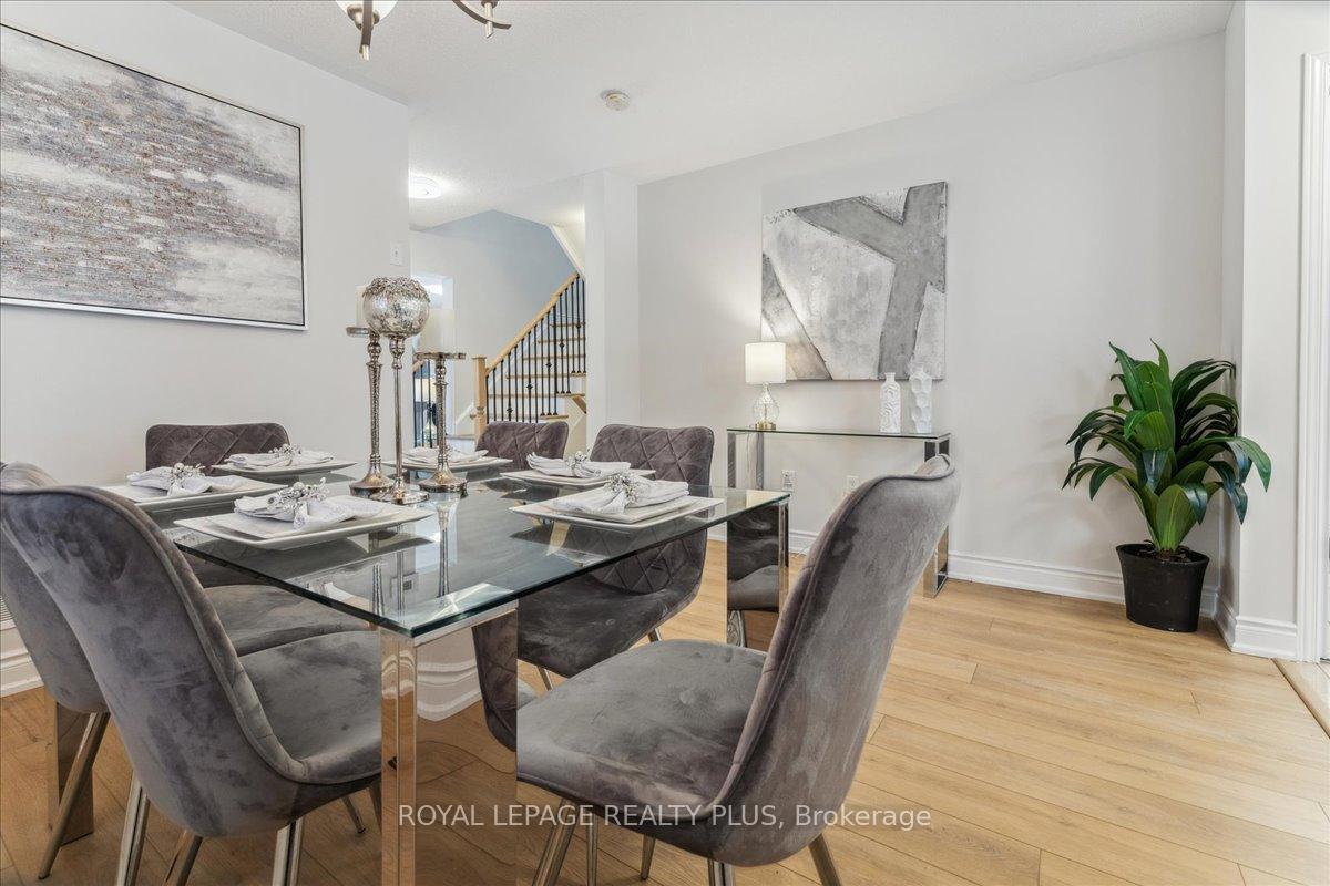 Photo 4 of 337 Landsborough Avenue, Milton, Scott — HOMEH