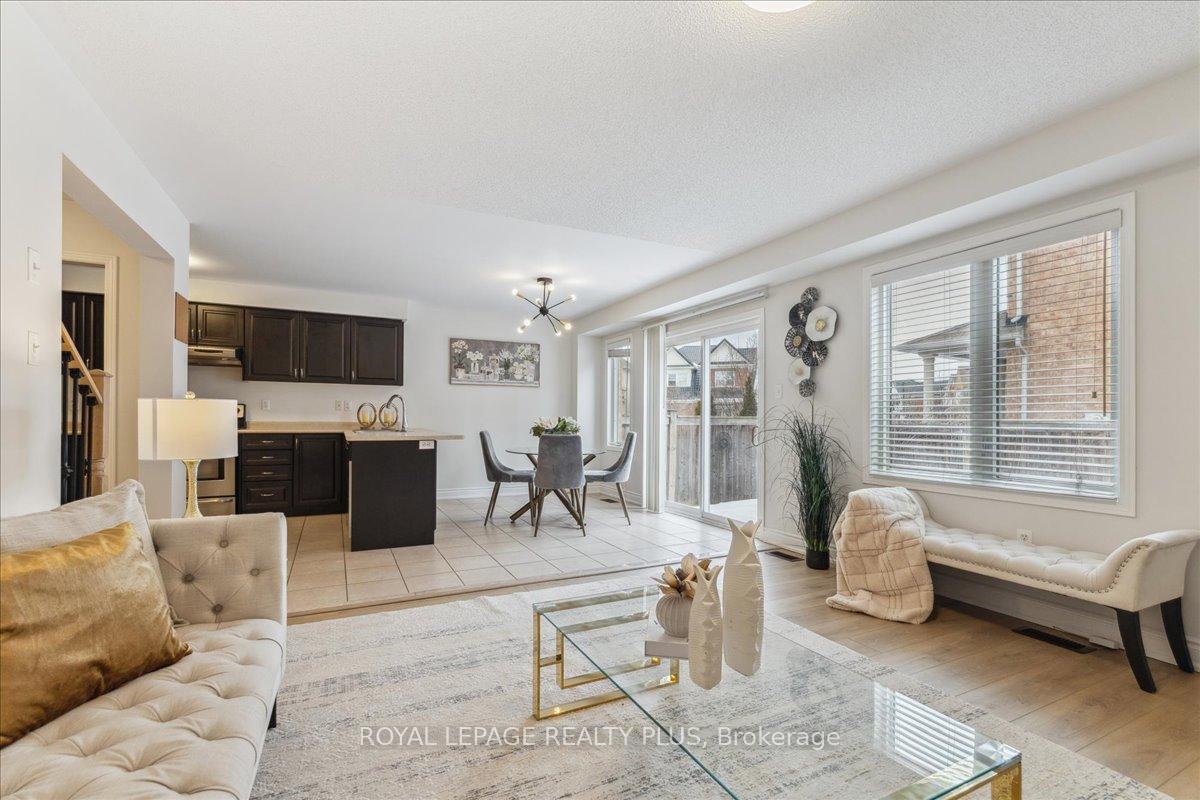 Photo 9 of 337 Landsborough Avenue, Milton, Scott — HOMEH