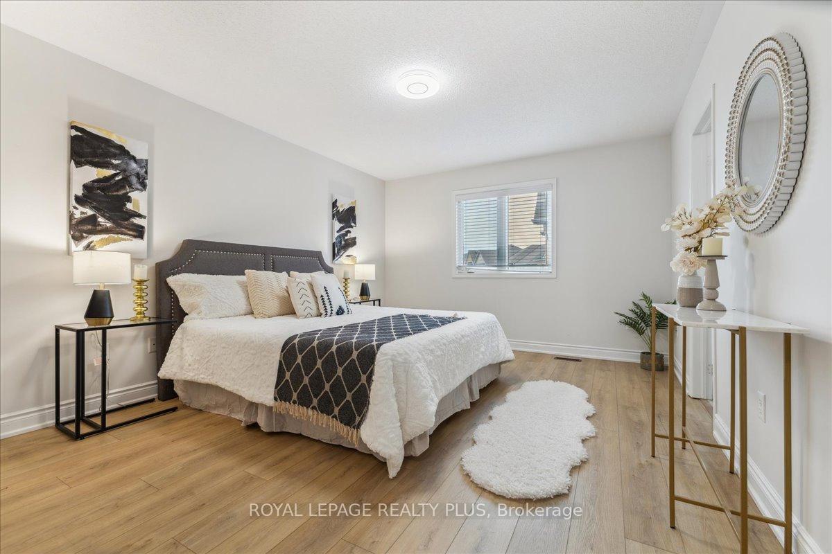 Photo 13 of 337 Landsborough Avenue, Milton, Scott — HOMEH