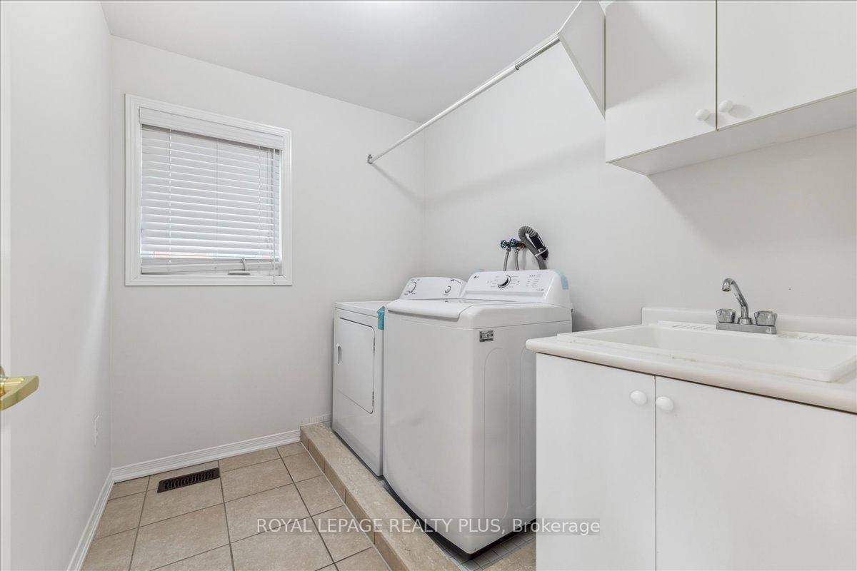 Photo 20 of 337 Landsborough Avenue, Milton, Scott — HOMEH