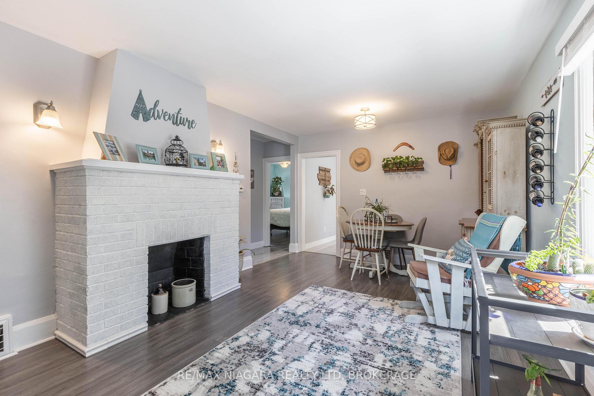 Photo 7 of 3956 St James Avenue, Niagara Falls, Stamford — HOMEH