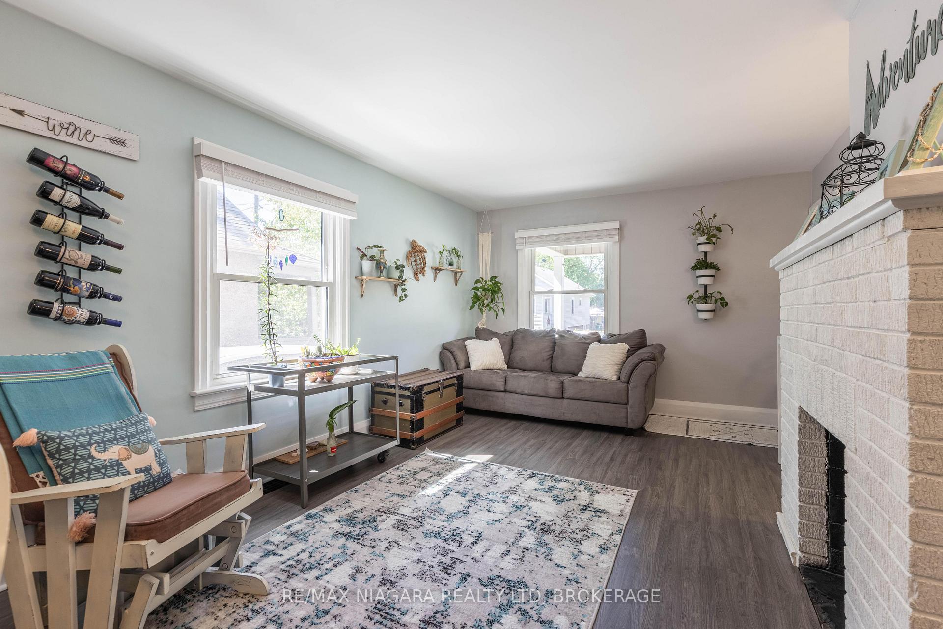Photo 12 of 3956 St James Avenue, Niagara Falls, Stamford — HOMEH