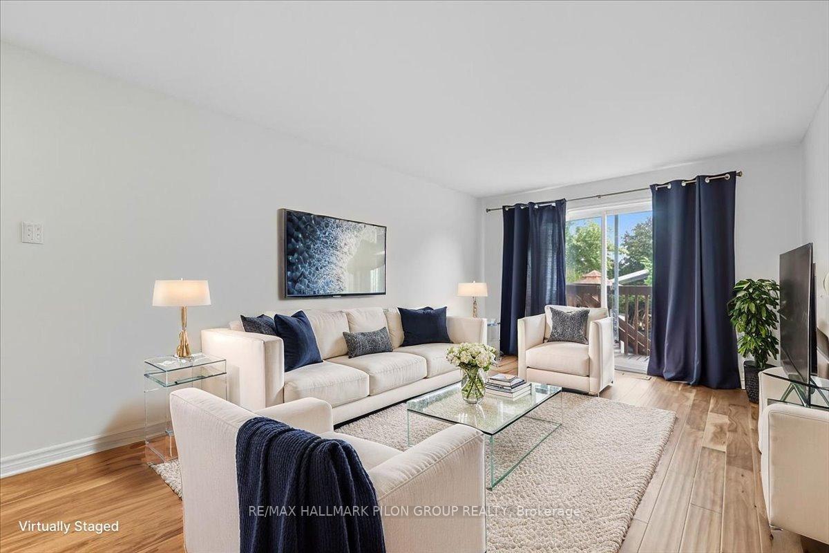 Photo 8 of 1577 Prestwick Drive, Ottawa, Bilberry Creek/Queenswood Heights — HOMEH