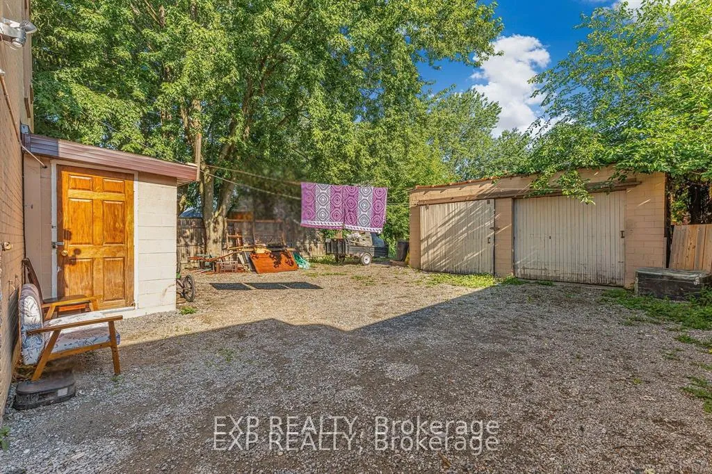 Photo 3 of 4553 Ferguson Street, Niagara Falls, Downtown — HOMEH