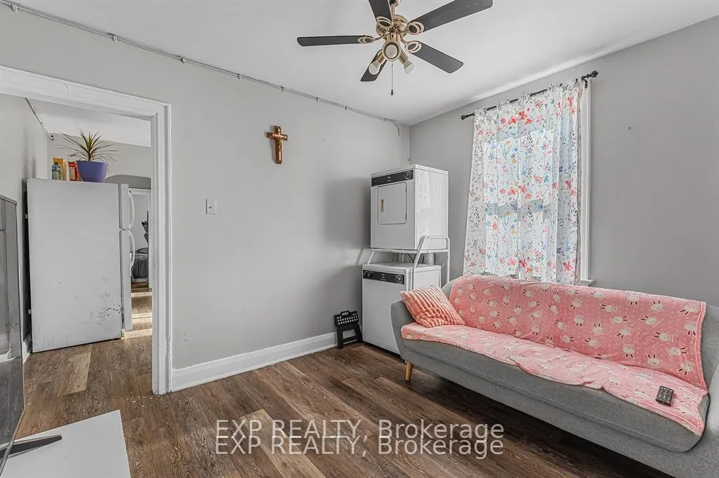 Photo 9 of 4553 Ferguson Street, Niagara Falls, Downtown — HOMEH