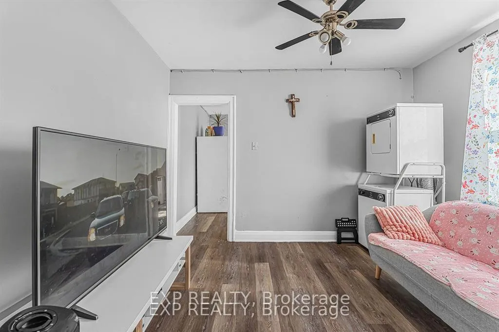 Photo 10 of 4553 Ferguson Street, Niagara Falls, Downtown — HOMEH