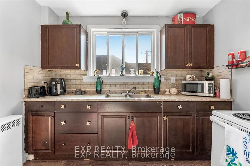 Photo 14 of 4553 Ferguson Street, Niagara Falls, Downtown — HOMEH