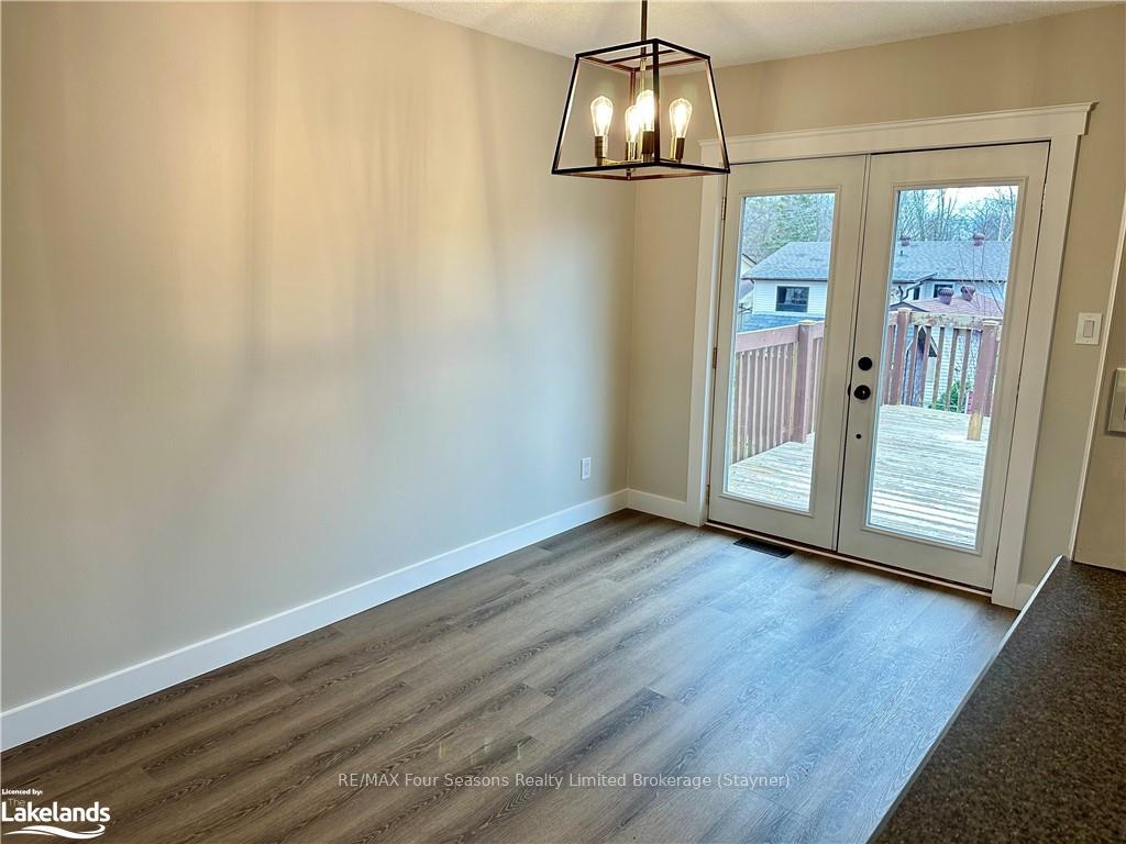 Photo 9 of 14 Korlea Crescent, Orillia — HOMEH
