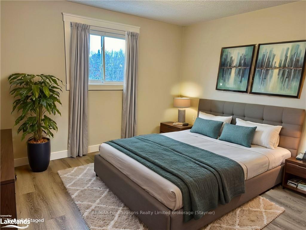 Photo 13 of 14 Korlea Crescent, Orillia — HOMEH