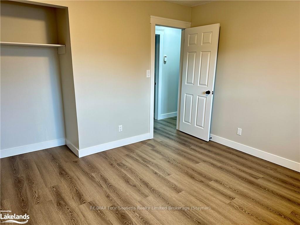 Photo 16 of 14 Korlea Crescent, Orillia — HOMEH