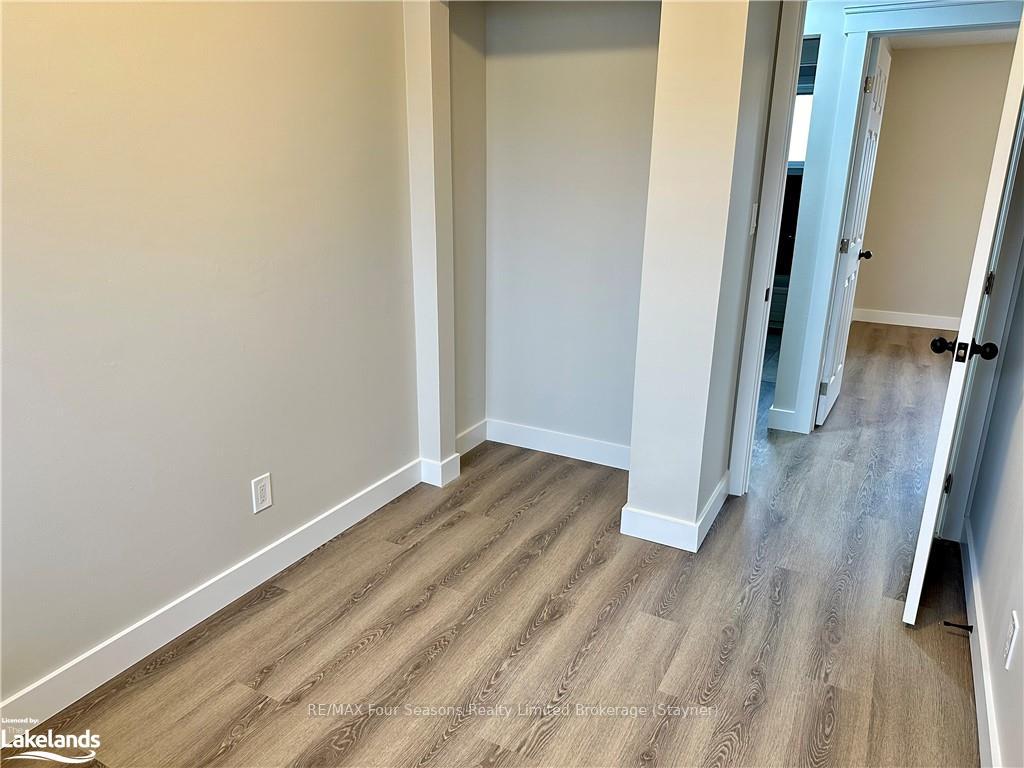 Photo 20 of 14 Korlea Crescent, Orillia — HOMEH