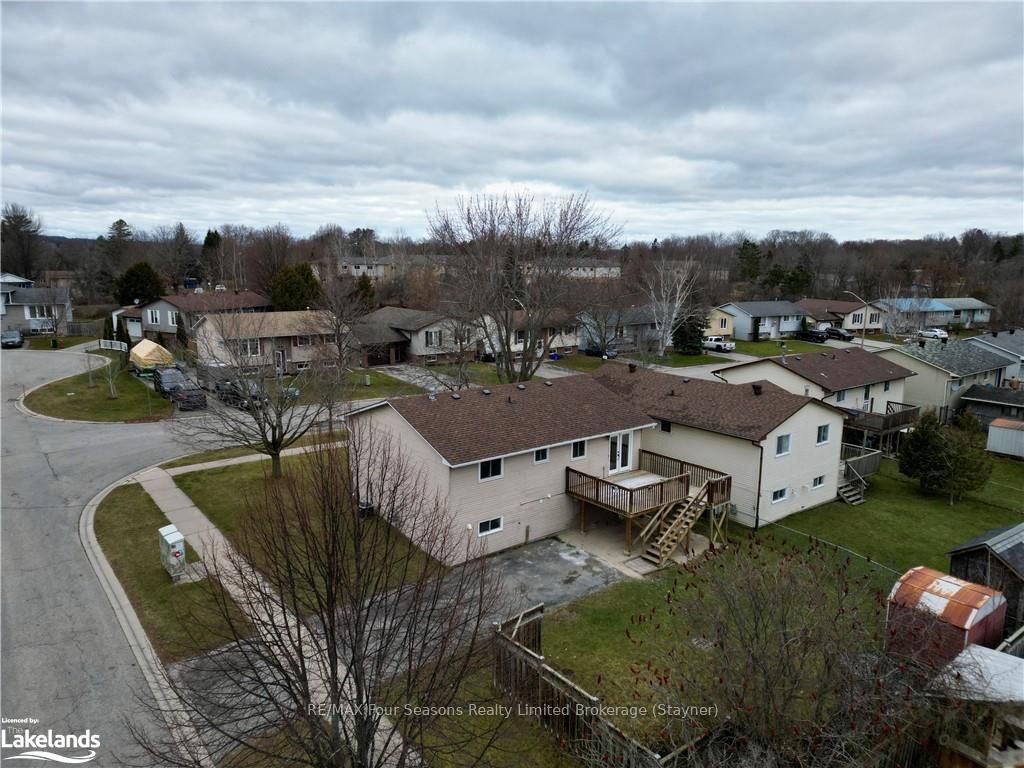 Photo 38 of 14 Korlea Crescent, Orillia — HOMEH