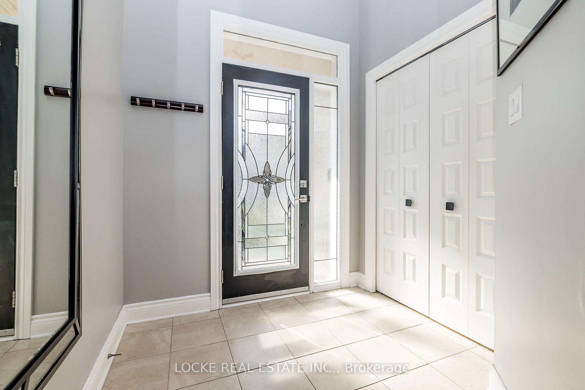 Photo 6 of 106 Parkrose Private, Ottawa, Chatelaine Village — HOMEH