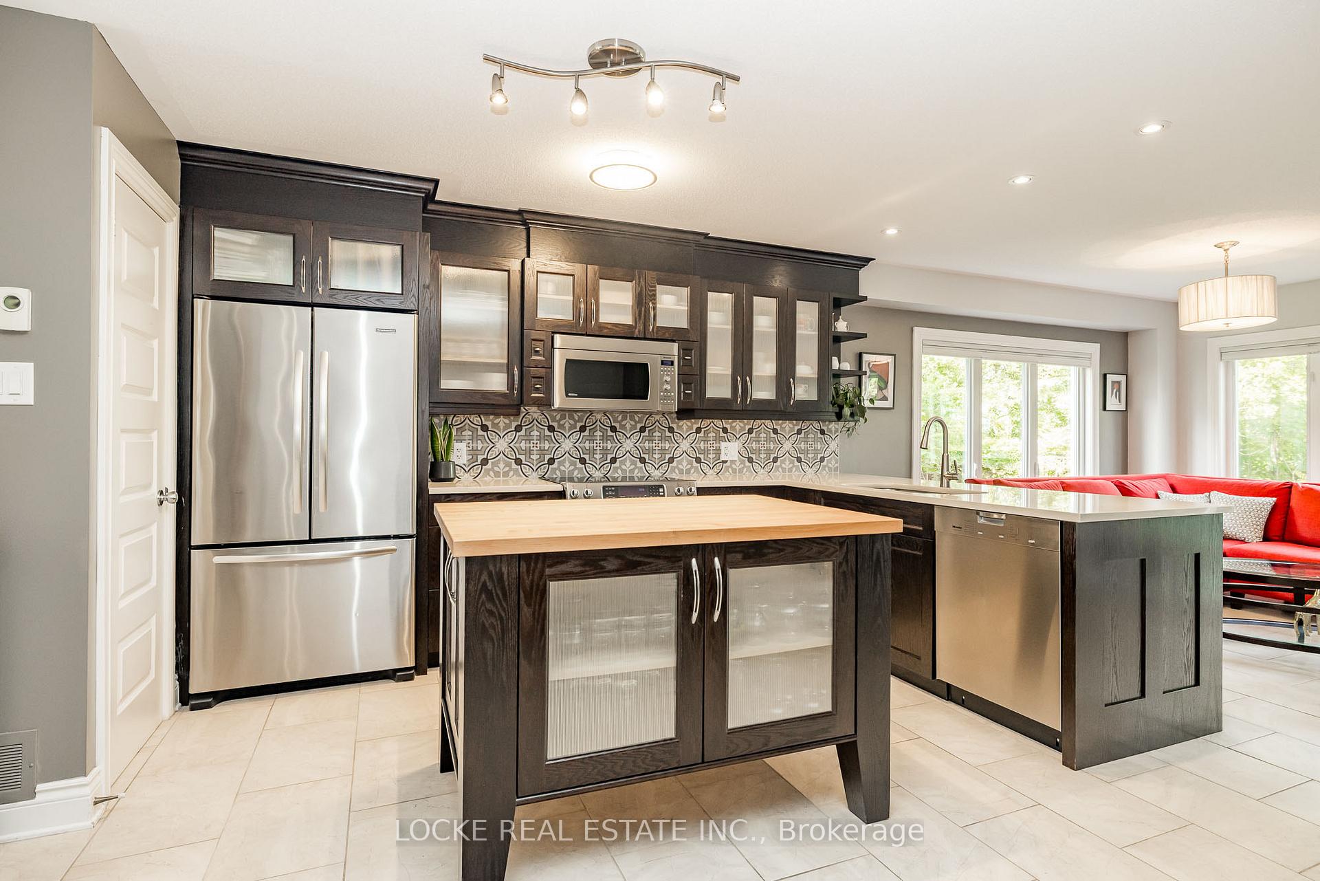 Photo 11 of 106 Parkrose Private, Ottawa, Chatelaine Village — HOMEH