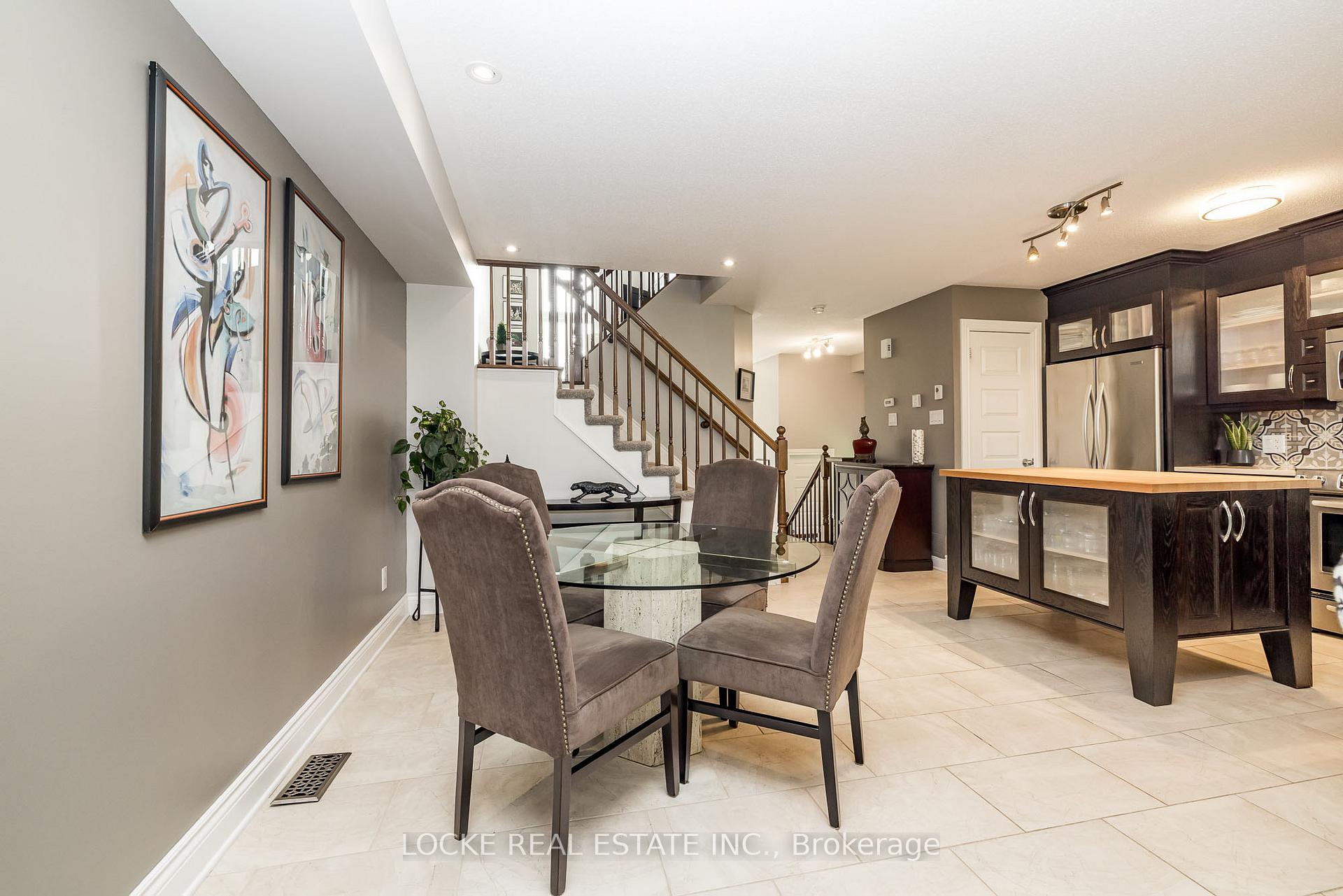 Photo 14 of 106 Parkrose Private, Ottawa, Chatelaine Village — HOMEH