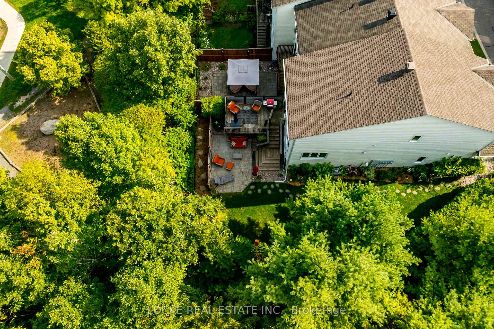 Photo 36 of 106 Parkrose Private, Ottawa, Chatelaine Village — HOMEH
