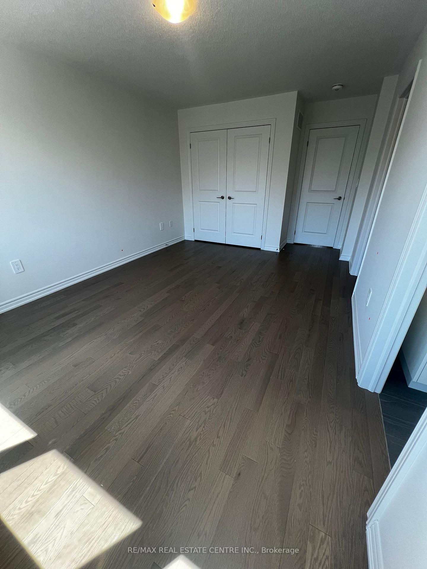 Photo 18 of 292 Bergamot Avenue, Milton, Walker — HOMEH