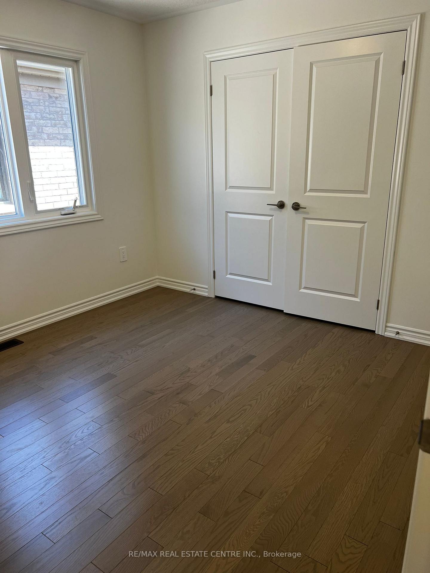 Photo 28 of 292 Bergamot Avenue, Milton, Walker — HOMEH