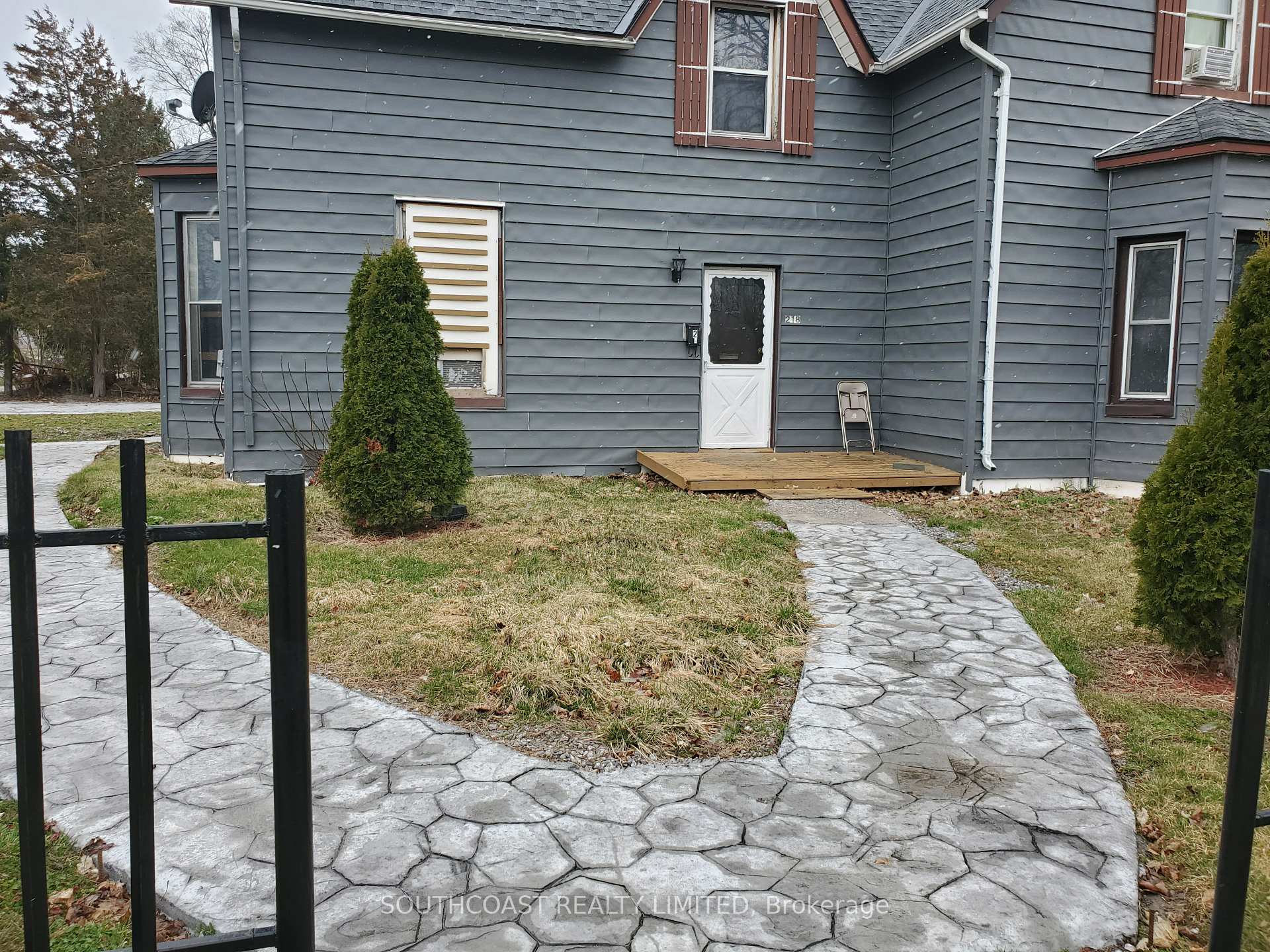 Photo 5 of 218 Talbot Street S, Norfolk, Simcoe — HOMEH