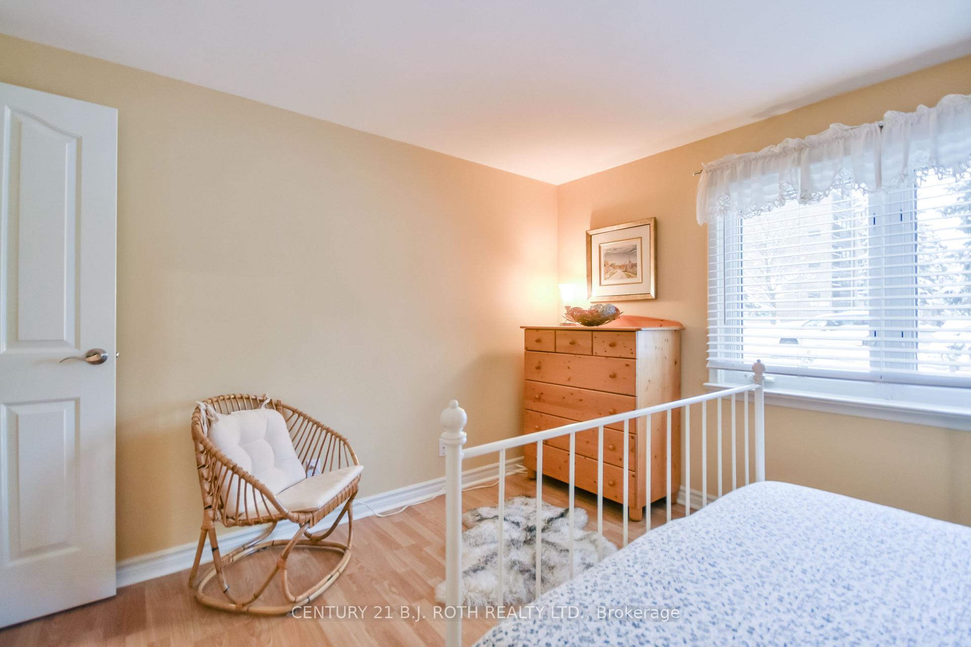 Photo 17 of 51 Fittons Road W, Orillia — HOMEH