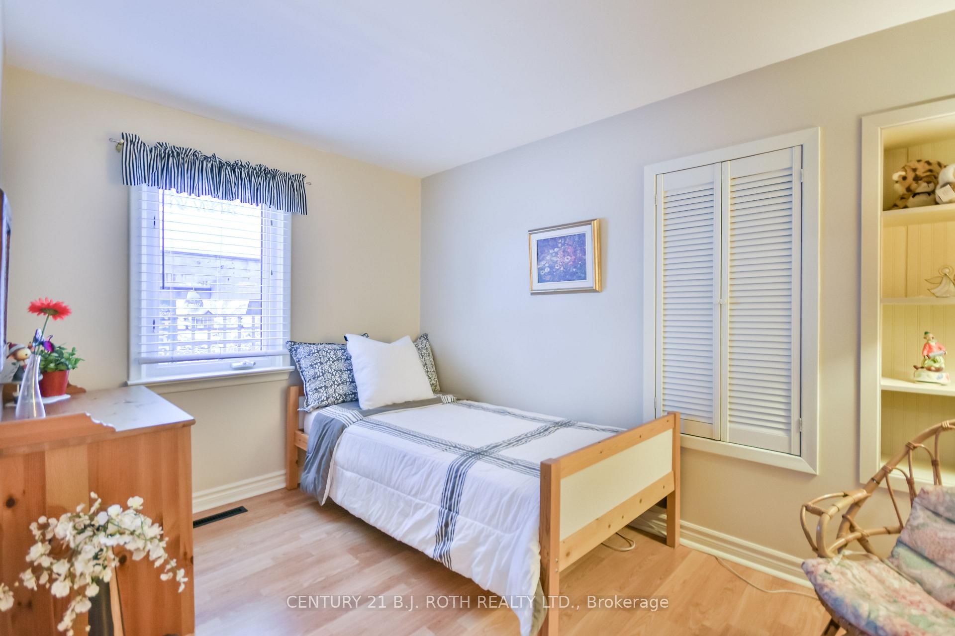 Photo 20 of 51 Fittons Road W, Orillia — HOMEH