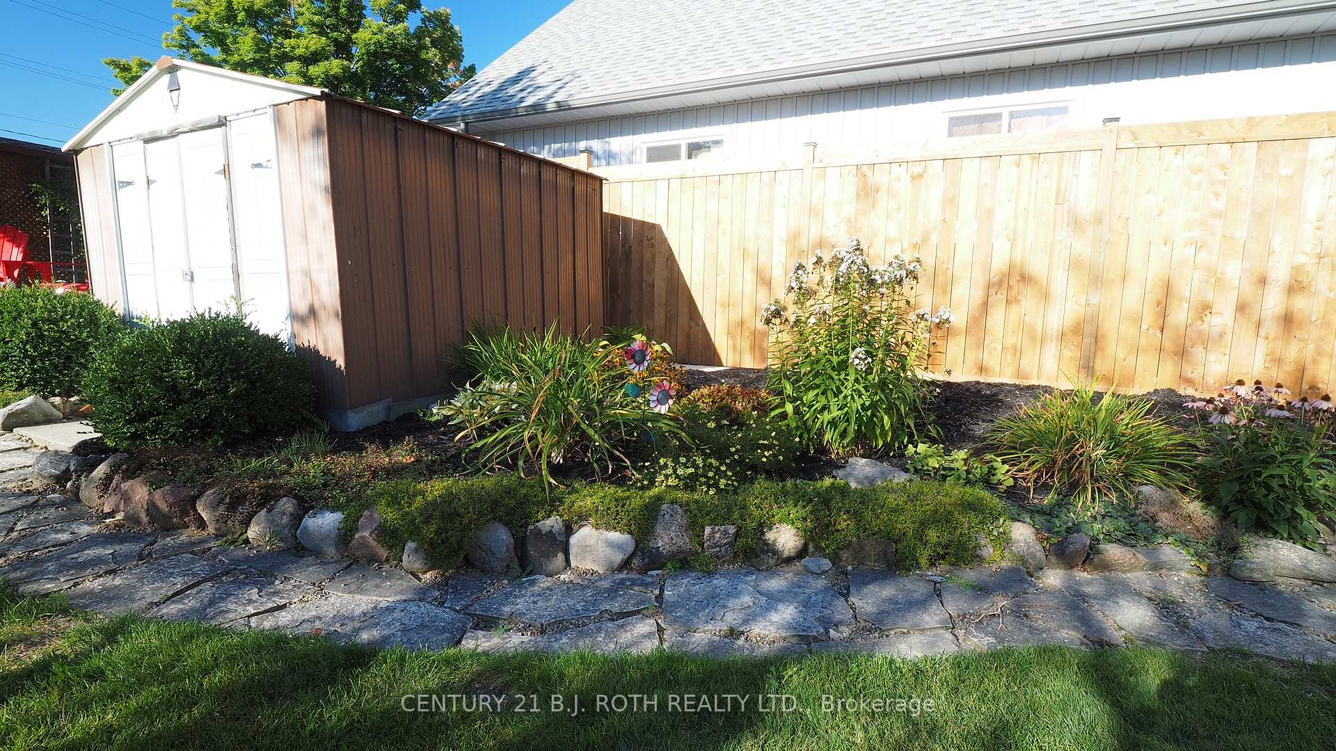 Photo 34 of 51 Fittons Road W, Orillia — HOMEH