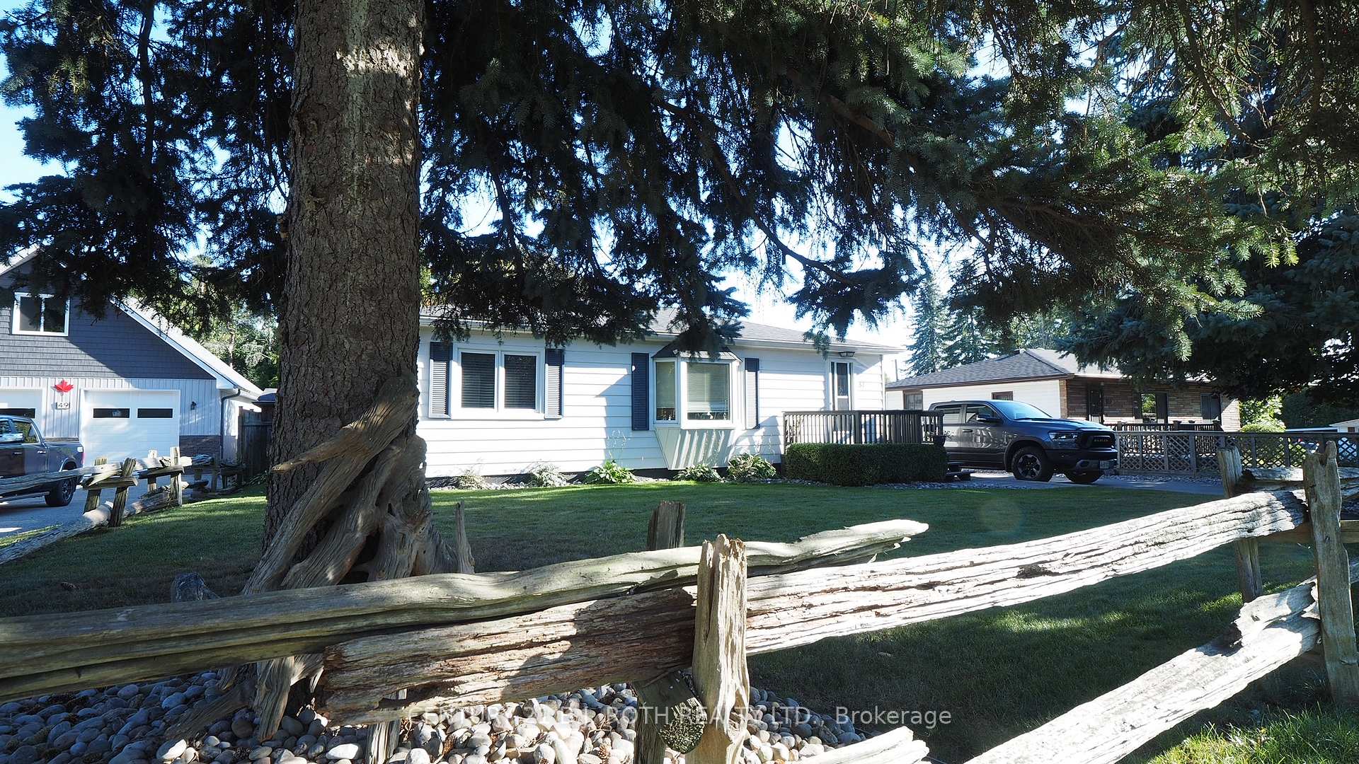 Photo 40 of 51 Fittons Road W, Orillia — HOMEH