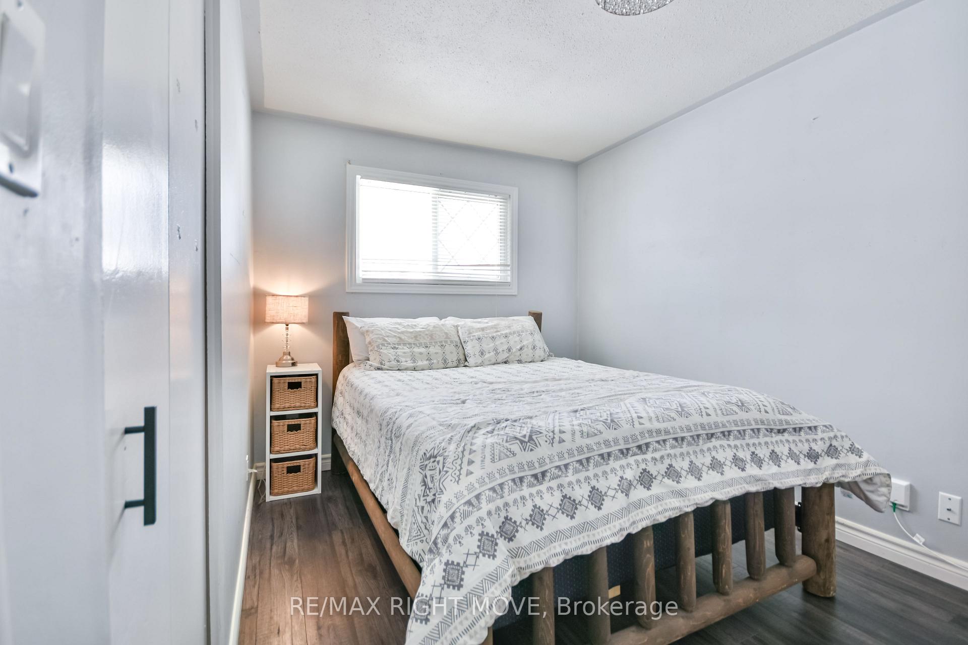 Photo 24 of 2 Walker Avenue, Orillia — HOMEH