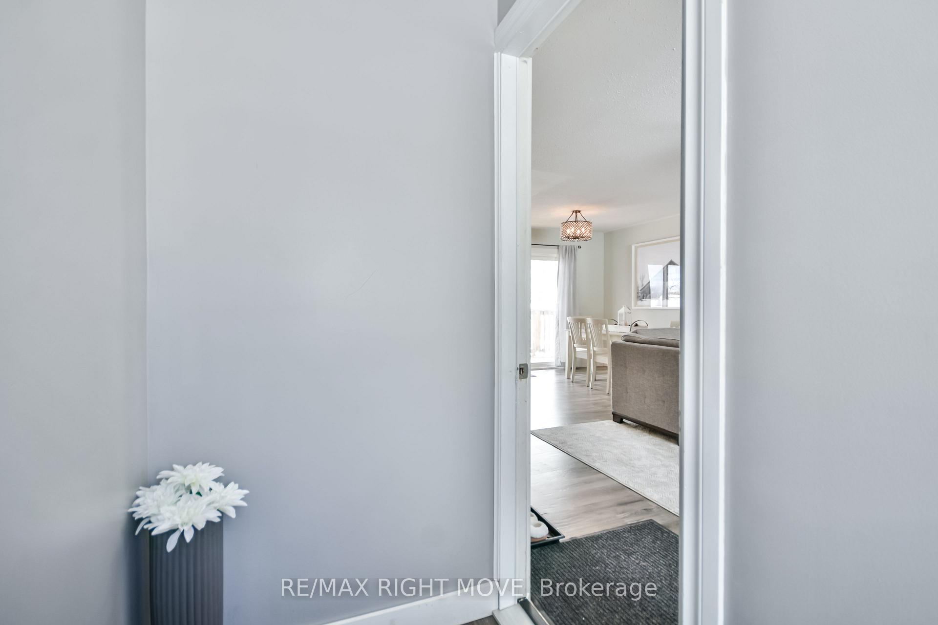 Photo 26 of 2 Walker Avenue, Orillia — HOMEH