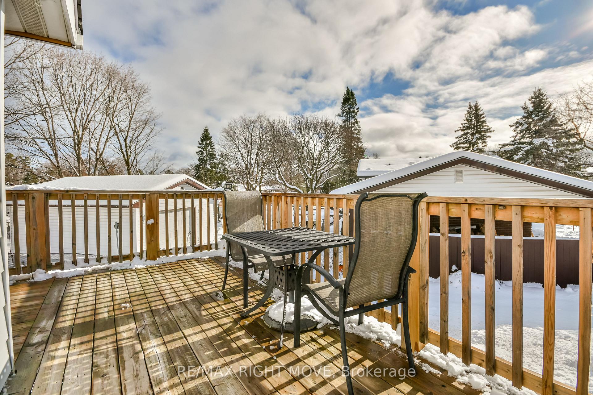 Photo 28 of 2 Walker Avenue, Orillia — HOMEH