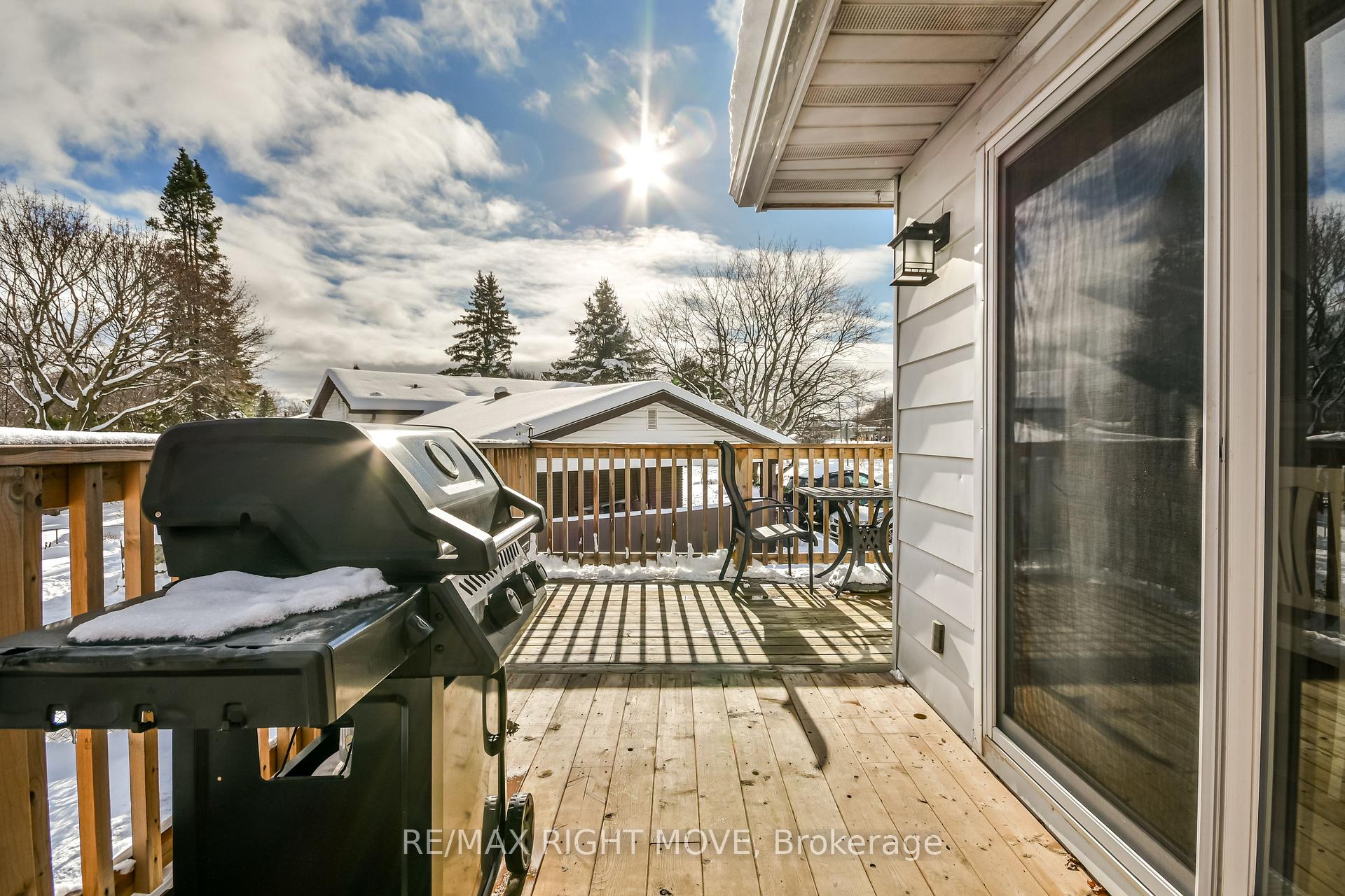 Photo 29 of 2 Walker Avenue, Orillia — HOMEH