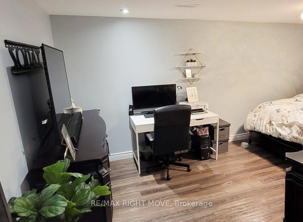Photo 31 of 2 Walker Avenue, Orillia — HOMEH