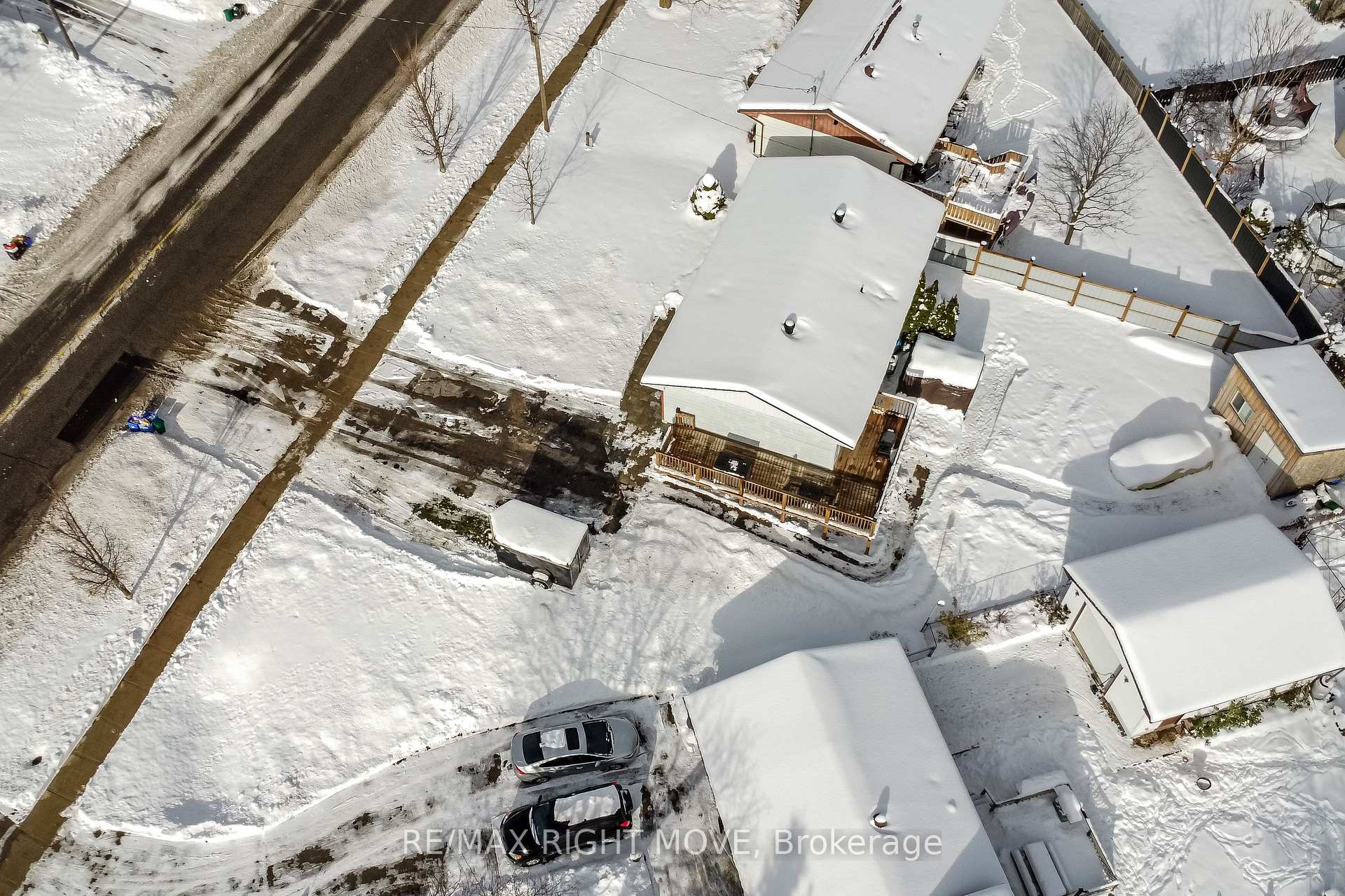 Photo 37 of 2 Walker Avenue, Orillia — HOMEH