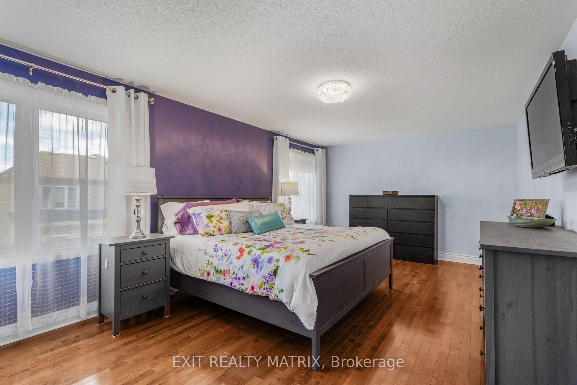 Photo 20 of 352 Oakcrest Way, Ottawa, Avalon East — HOMEH