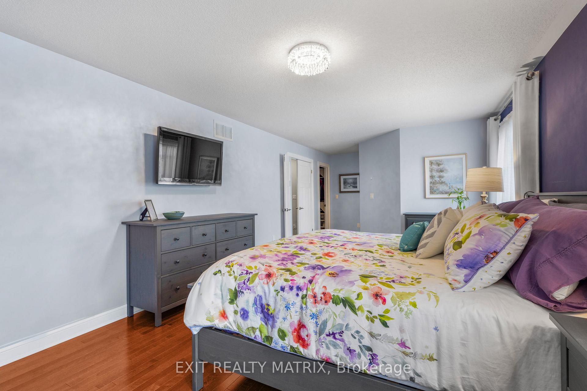 Photo 21 of 352 Oakcrest Way, Ottawa, Avalon East — HOMEH