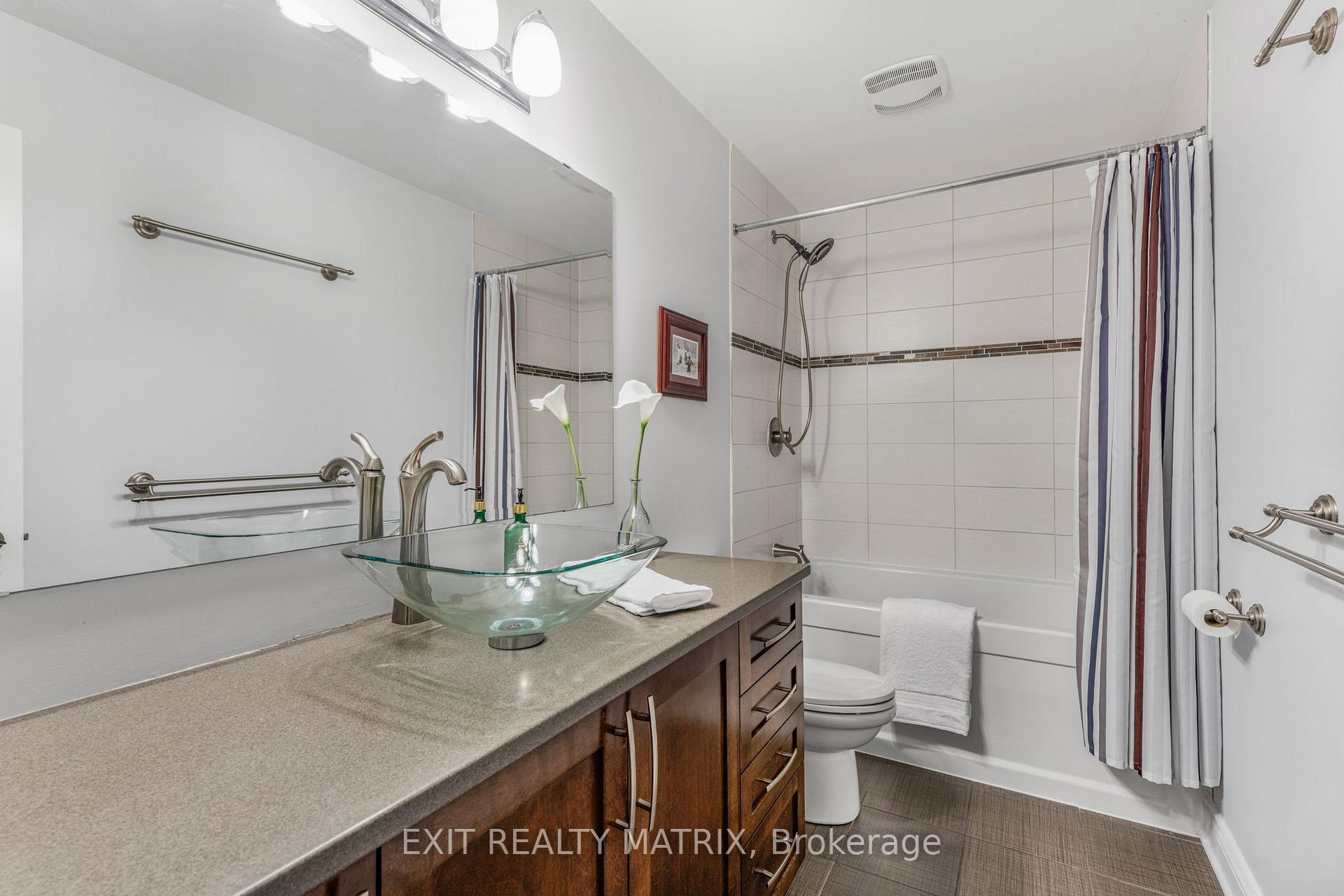Photo 28 of 352 Oakcrest Way, Ottawa, Avalon East — HOMEH