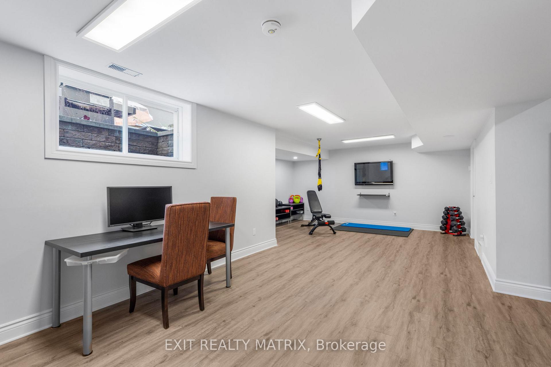 Photo 30 of 352 Oakcrest Way, Ottawa, Avalon East — HOMEH