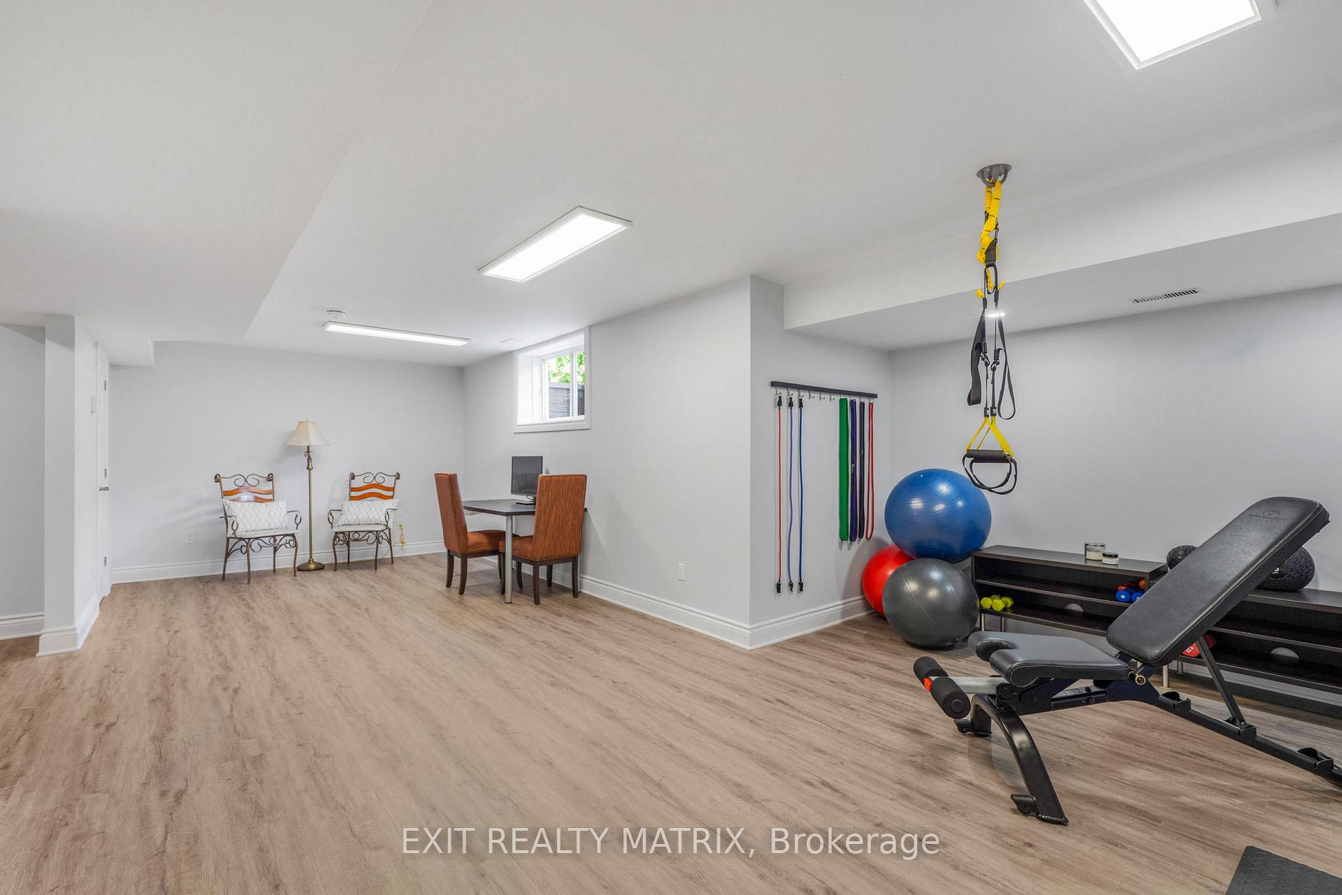 Photo 32 of 352 Oakcrest Way, Ottawa, Avalon East — HOMEH